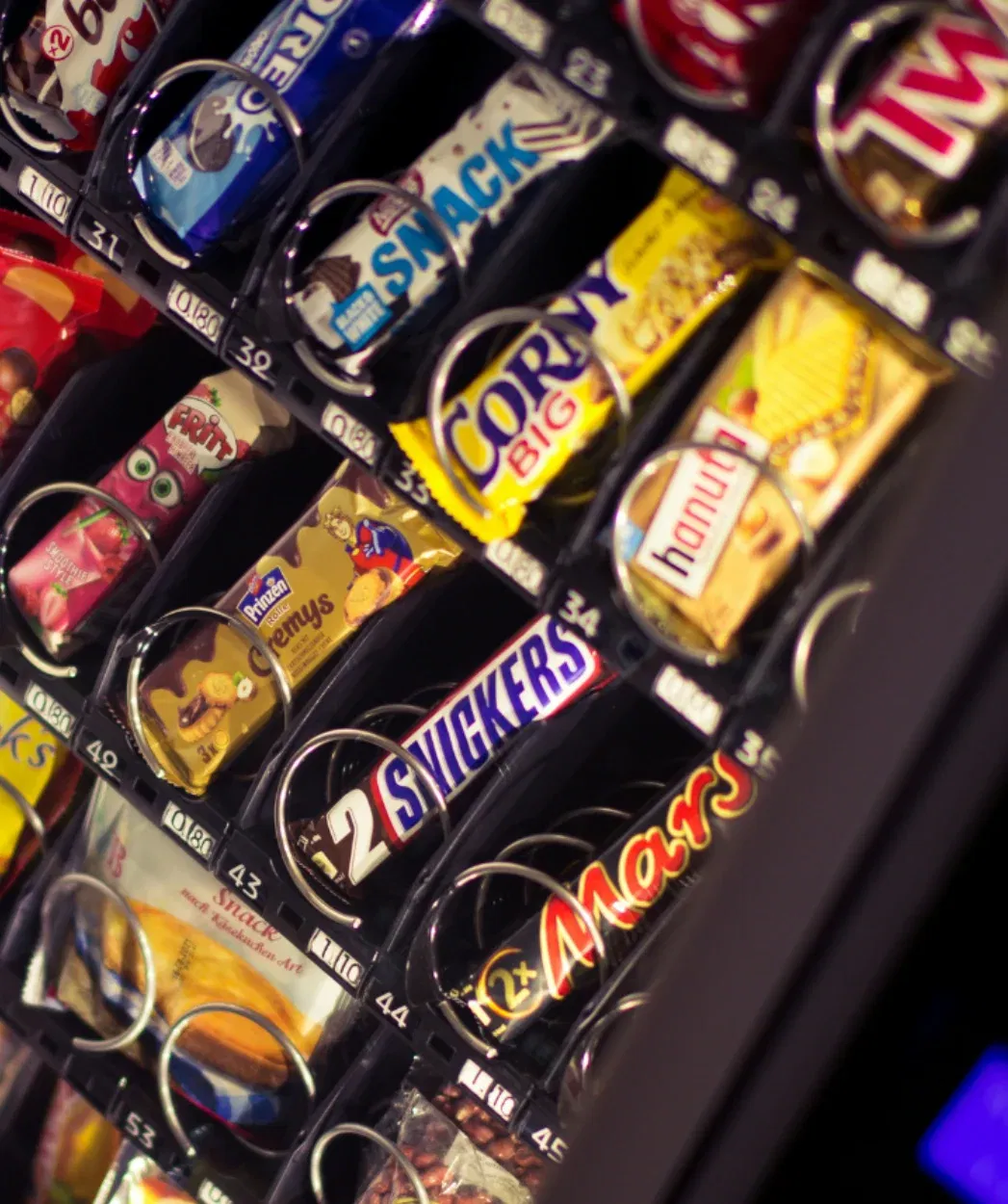 Unterschiedliche Snacks in einem Automaten von vendy1