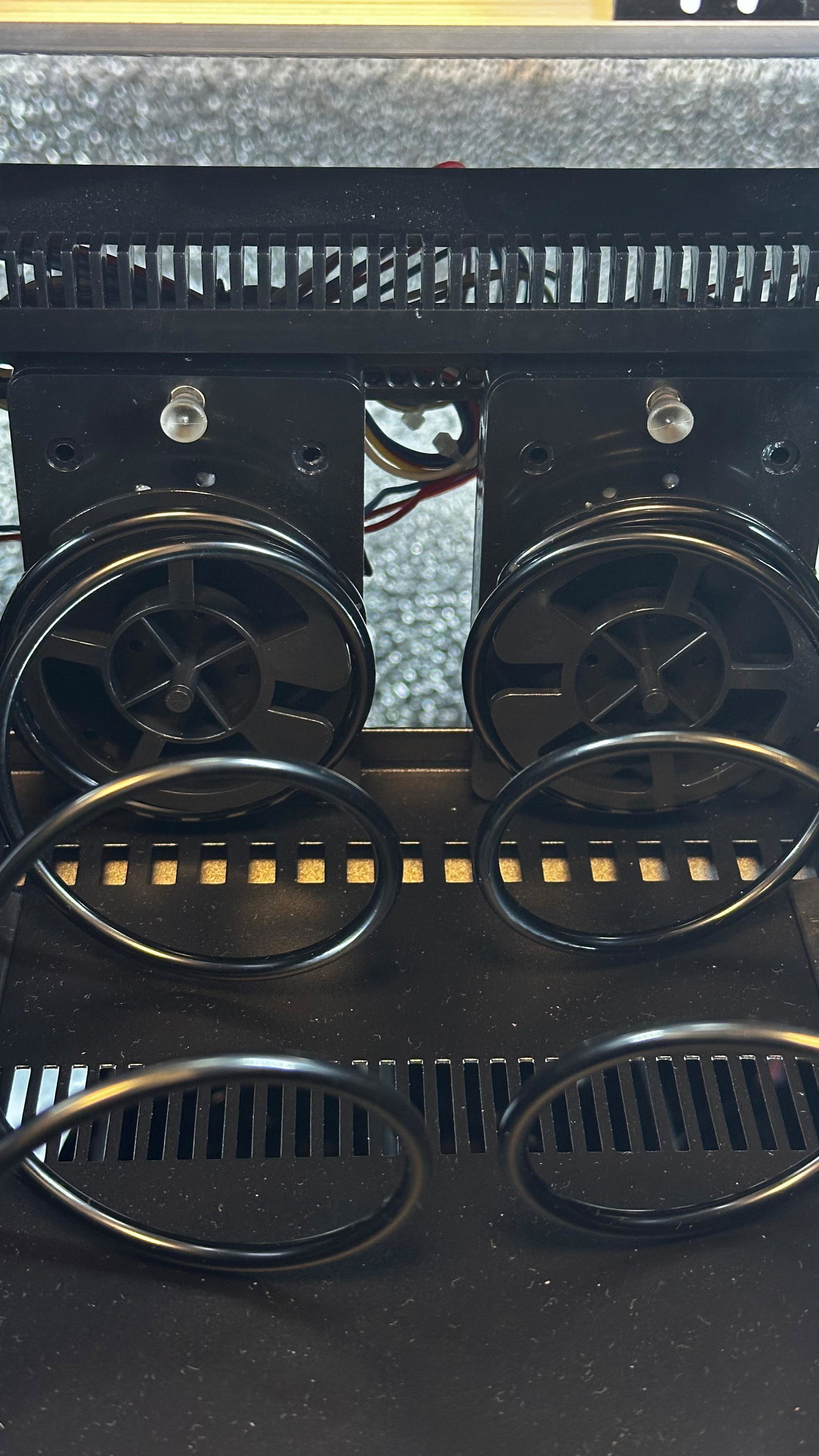 Fixierstifte für Beförderungssysteme im 5er Pack