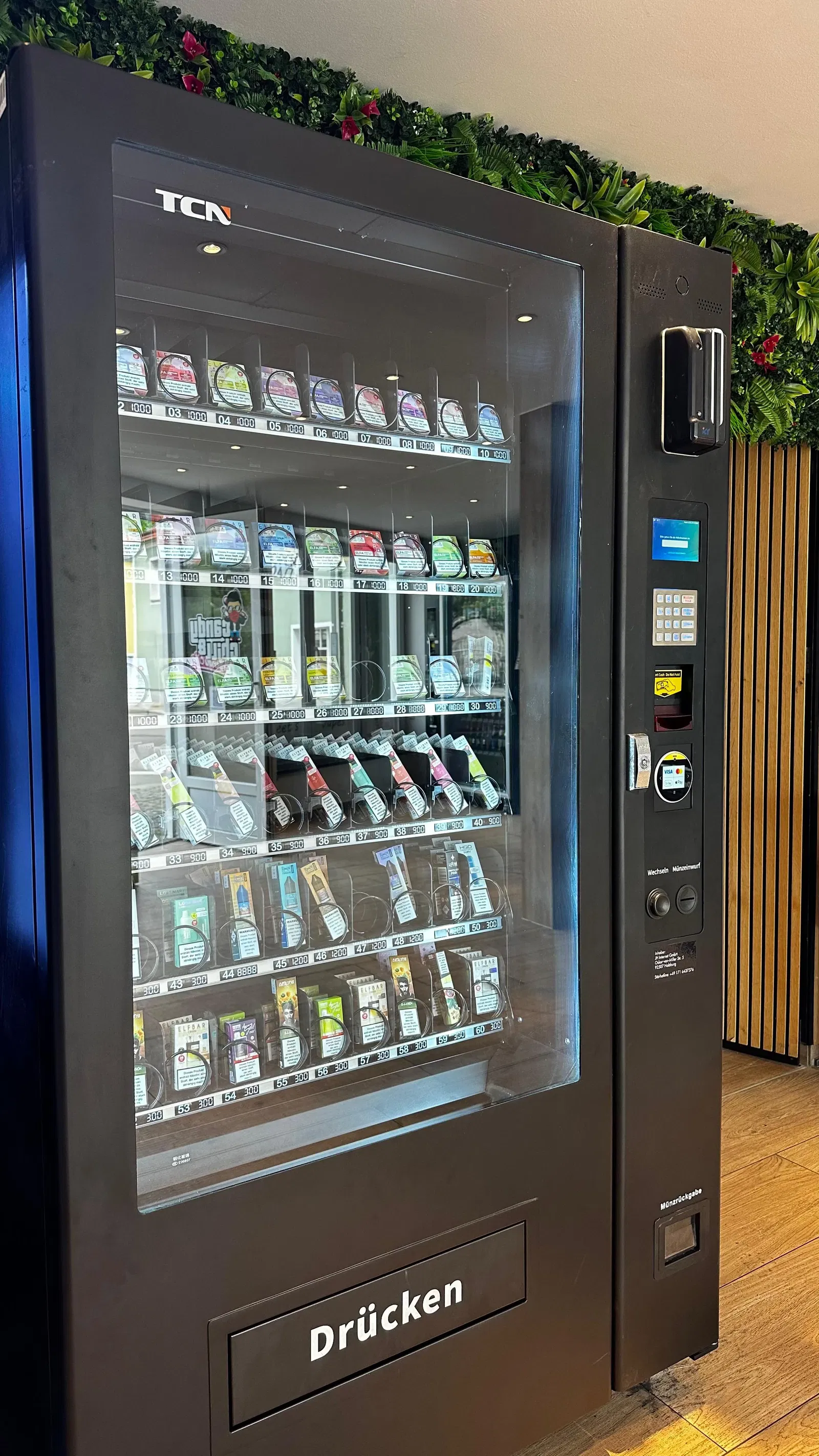 Vapeautomat mit kl. Display