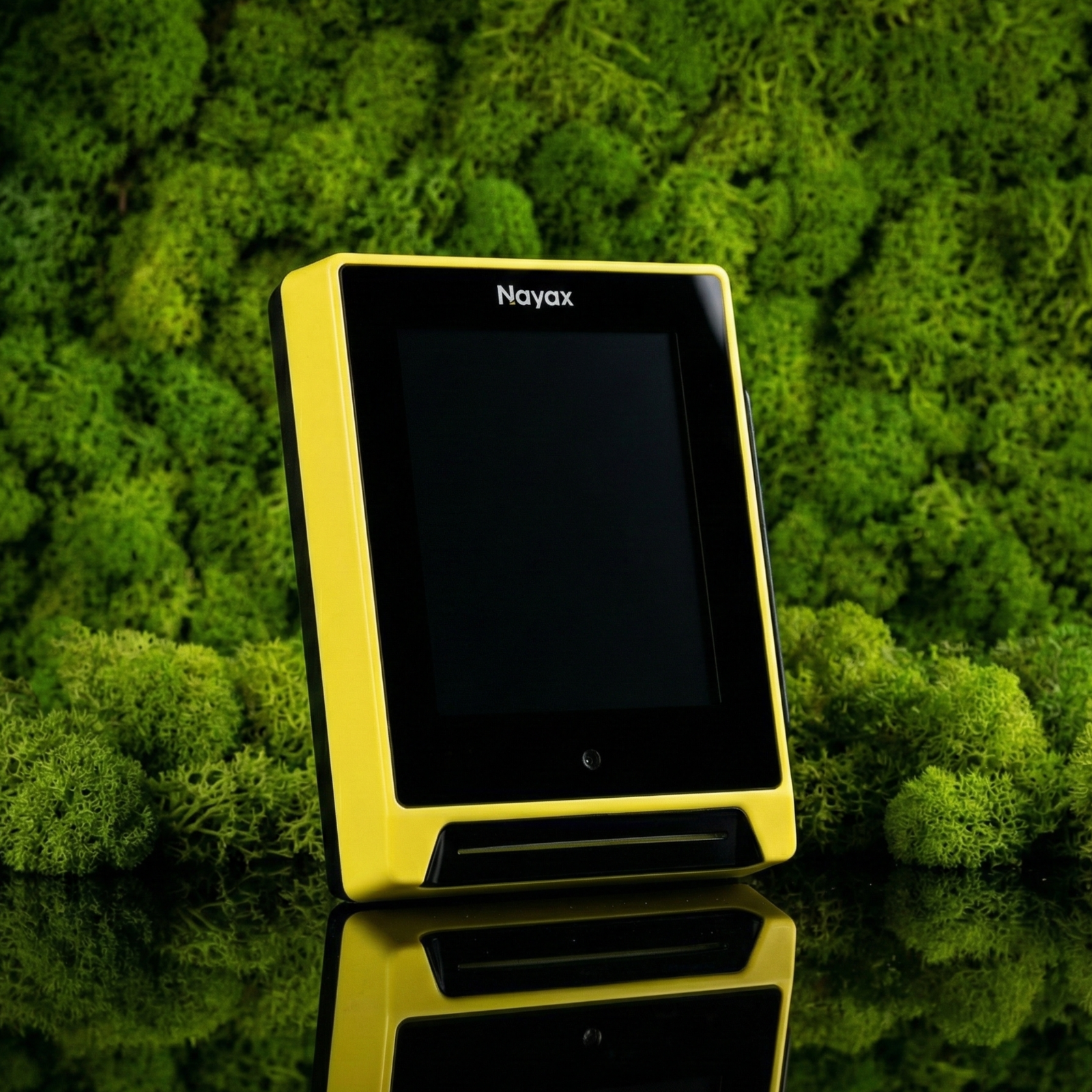 Nayax VPOS Media 4